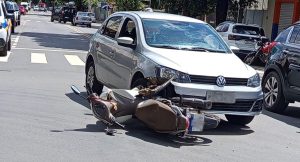 Motociclista sem habilitação sofre acidente no bairro de Lourdes