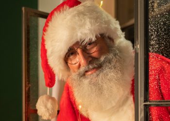 Portas abertas no Natal: como evitar conflitos e proteger o condomínio