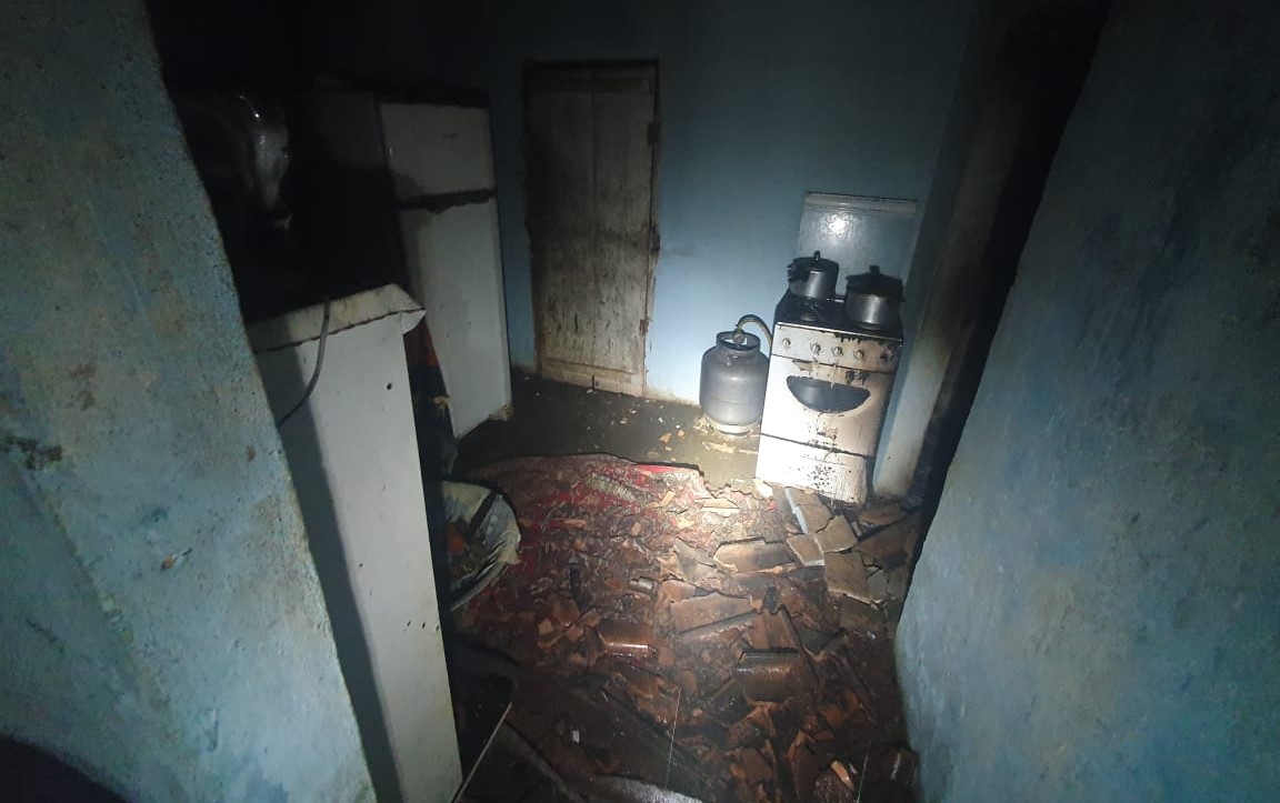 Homem é suspeito de incendiar casa da ex-companheira em Marilac