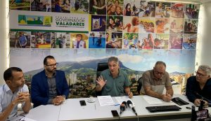 Prefeito de Valadares sanciona lei que permite patrocínio municipal ao Democrata