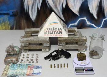 PM flagra esquema de tráfico, prende cinco e apreende adolescente e drogas em Ipatinga