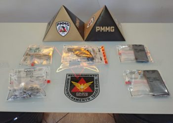 Homem é preso com arma, drogas e dinheiro no bairro Vila Rica