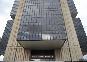 Entidades financeiras defendem atuação do Banco Central no caso Master