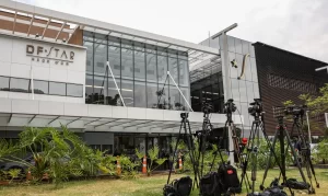 Bolsonaro passará por nova intervenção nesta segunda-feira para conter crises de soluço