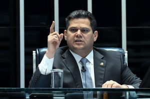 Senado reage à decisão que dificulta impeachment de ministros do STF