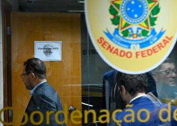 Ex-coordenador é preso após nove horas de depoimento à CPMI do INSS