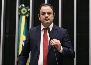 Deputado Glauber Braga tem mandato suspenso por seis meses