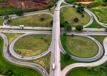 Obras da Nova 381 interditam acesso à BR-116 em Valadares