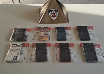 Grupo é preso com drogas, dinheiro e celulares na Praça da Estação