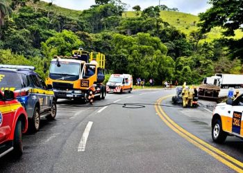 Acidente na BR-381 em João Monlevade termina com duas vítimas carbonizadas