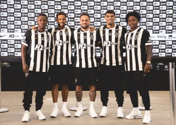 Atlético apresenta cinco reforços na Arena MRV