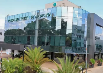 CFM estuda usar Enamed para conceder registro profissional