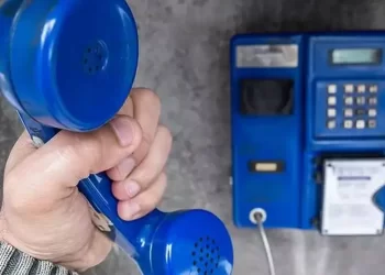 Orelhões serão extintos no Brasil até o fim de 2028