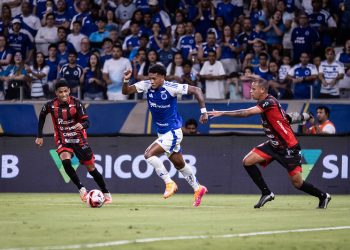Cruzeiro enfrenta Pouso Alegre neste sábado na abertura das semifinais do Mineiro