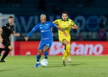 Cruzeiro empata com o Mirassol fora de casa e segue na zona de rebaixamento no Brasileirão