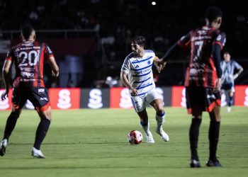 Cruzeiro vence Pouso Alegre fora de casa no jogo de ida da semifinal do Mineiro