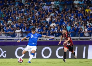 Cruzeiro vence Pouso Alegre no Mineirão e carimba vaga na decisão do Mineiro