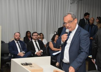 Roncali da Farmácia passa a integrar a Mesa Diretora como ouvidor da Câmara