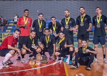 Reisper vence Blocos Jr e conquista título do Torneio Futsal GV 88 anos