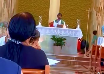 Padre gera polêmica ao afirmar em missa que apoiadores de Nikolas Ferreira não deveriam receber a eucaristia em Pingo-D’Água