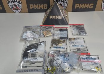 PM apreende adolescente com drogas escondidas em geladeira no bairro São Raimundo