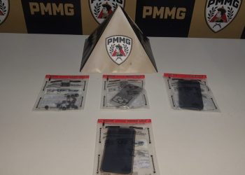 Ação da PM após perseguição prende dois jovens e apreende drogas no bairro Santa Rita