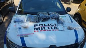 Dupla é presa após roubo com ameaça de morte a mecânico em Valadares