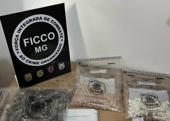 Operação da FICCO/MG contra facção criminosa resulta em prisões e apreensões em Campanário