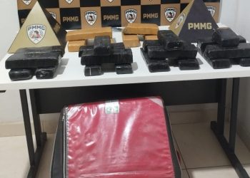 Jovem é preso com 25 barras de maconha em ação da PM em Timóteo