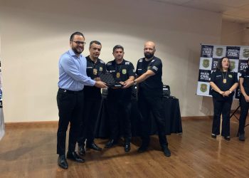 Cerimônia marca entrega e distribuição administrativa de 46 pistolas à PCMG por emenda do deputado Enes Candido