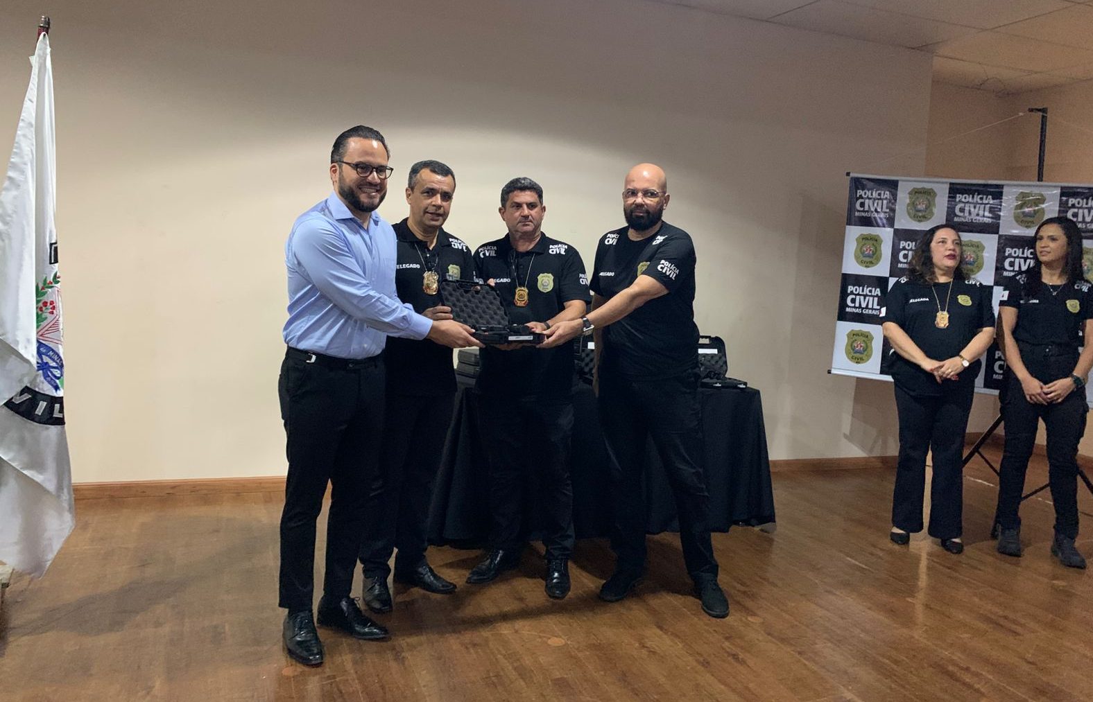 Cerimônia marca entrega e distribuição administrativa de 46 pistolas à PCMG por emenda do deputado Enes Candido