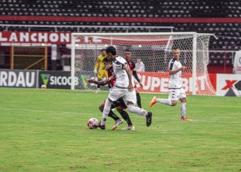 Democrata sofre derrota para o Pouso Alegre e se complica no Mineiro