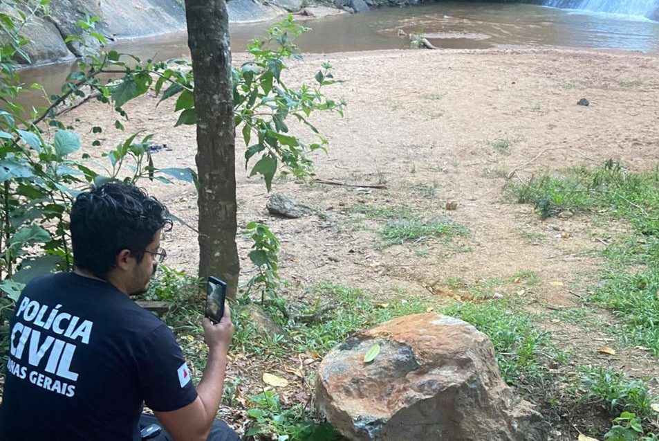 Mulher morre após ser atingida por pedra que deslizou de encosta em cachoeira de Nova Belém