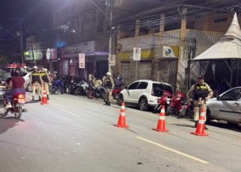 PM reforça patrulhamento e fiscalização durante carnavais de rua em Valadares