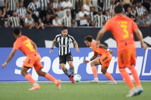 Botafogo é eliminado na pré-Libertadores após derrota em casa