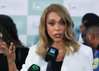 Ministério das Comunicações investiga Ratinho por discurso transfóbico