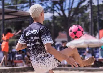 Com apoio da TV Leste, Teófilo Otoni recebe a 7ª etapa do Open de Futevôlei