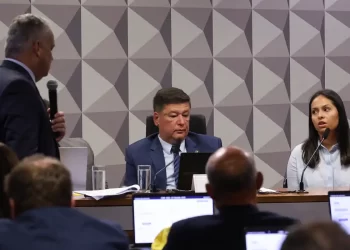 Ex-secretária do Careca do INSS diz que tinha acesso a cofre