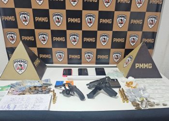 Operação da PM em Timóteo resulta em cinco prisões e apreensões de armas e drogas