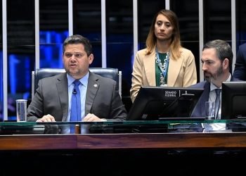 Davi Alcolumbre mantém votação da CPMI do INSS que quebra sigilos de filho de Lula