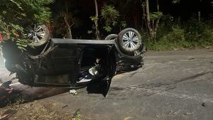 Jovem é preso após furtar e capotar carro na estrada de acesso ao Pico da Ibituruna