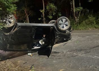Jovem é preso após furtar e capotar carro na estrada de acesso ao Pico da Ibituruna