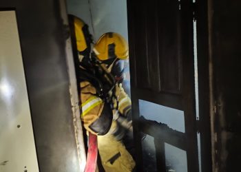 Incêndio destrói casa no bairro Vera Cruz