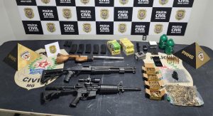 Homem é preso com arsenal de armas de fogo e munições em Timóteo