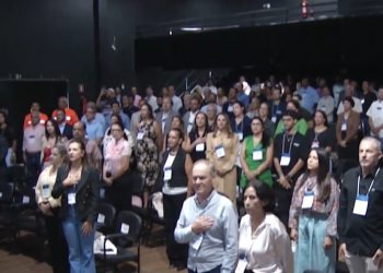 Caravana AMM reúne mais de 30 prefeitos em Valadares para debater demandas do Vale do Rio Doce