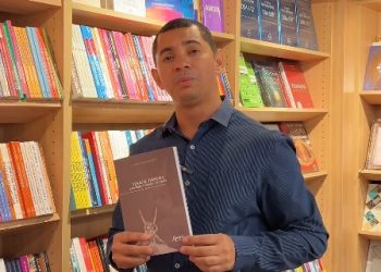 Padre lança livro que propõe diálogo entre psicologia, teologia e corporeidade