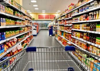   Supermercados de Caeté têm novo horário aos domingos