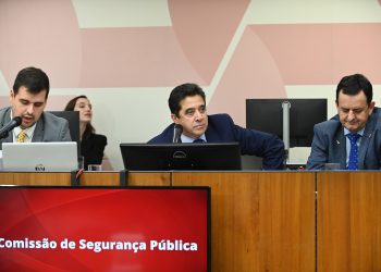 Projeto que obriga presos a custear tornozeleira eletrônica avança na ALMG