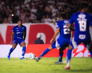 Cruzeiro estreia na Libertadores fora de casa contra o Barcelona nesta terça-feira