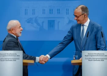 Brasil e Alemanha firmam acordo sobre minerais críticos e terras raras
